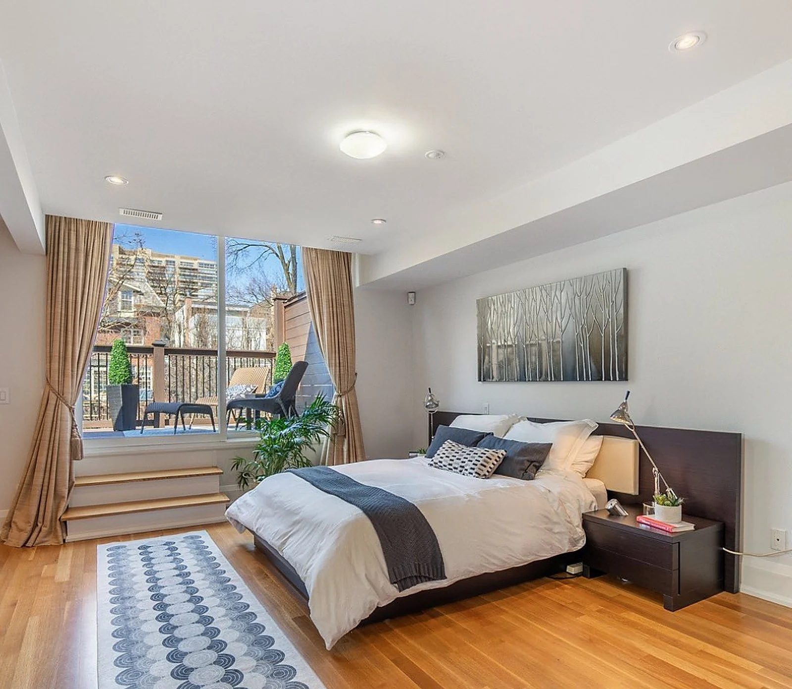 Rosedale bedroom, white walls (Lome Irwin listing)