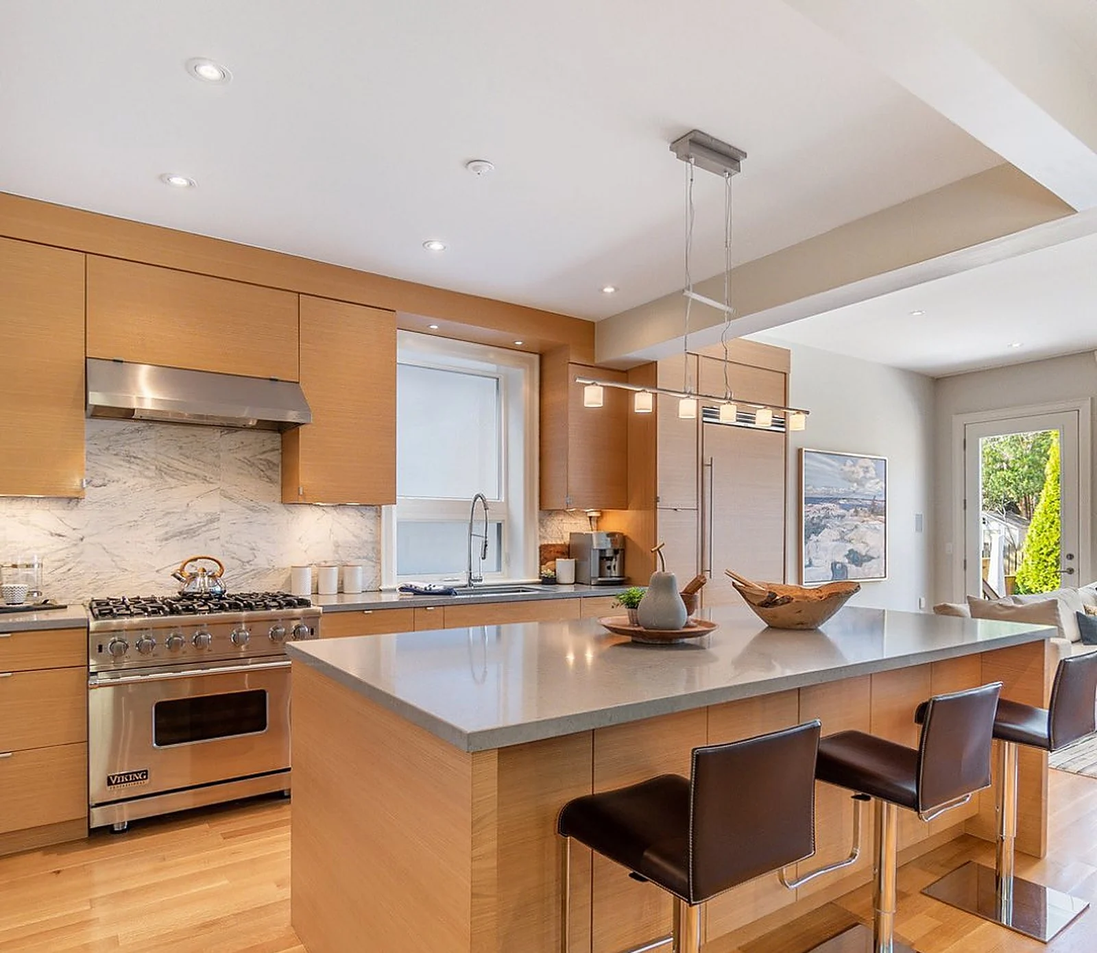 Rosedale wood kitchen with island