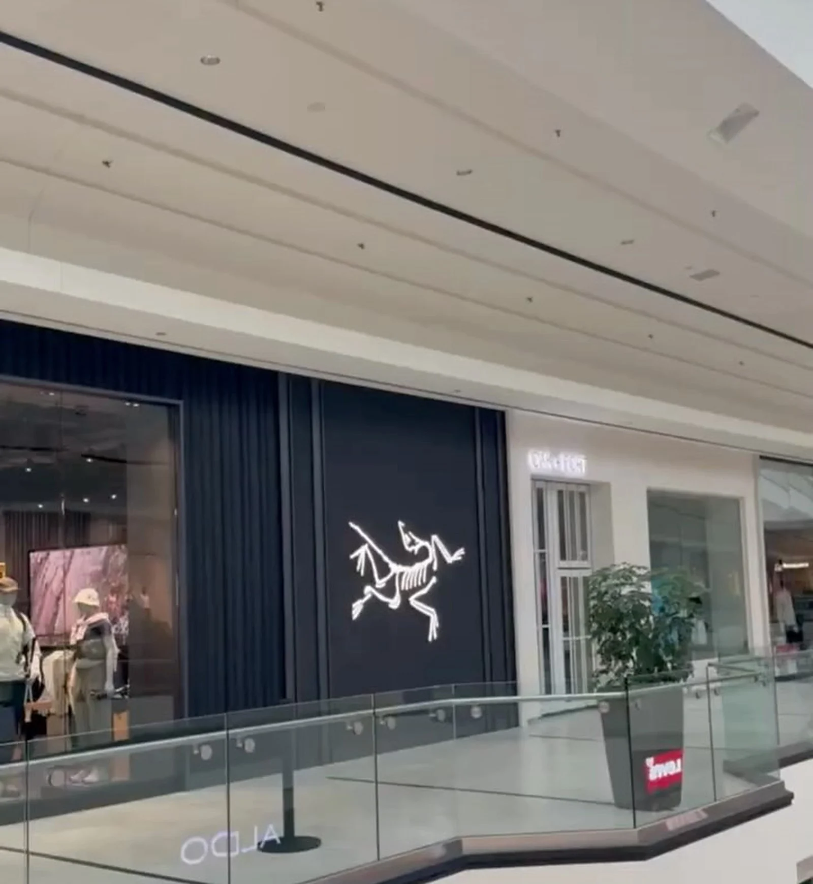 Arc'teryx storefront at CF Markville mall